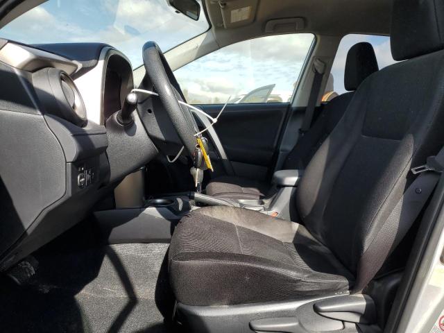 JTMZFREV7FJ054171 - 2015 TOYOTA RAV4 LE SILVER photo 7