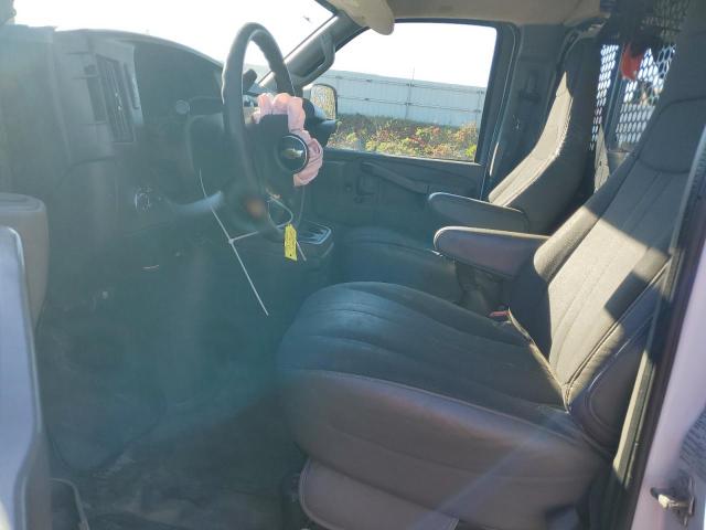 1GCWGAFG7K1276043 - 2019 CHEVROLET EXPRESS G2 Ақ фото 7