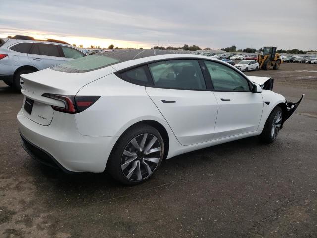 5YJ3E1EB7SF083588 - 2025 TESLA MODEL 3 白色 照片 3