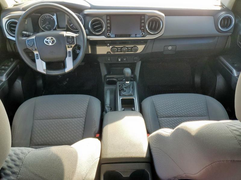 3TMAZ5CN2NM161341 - 2022 TOYOTA TACOMA DOUBLE CAB 白色 照片 8