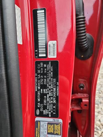 3KPF24ADXME371368 - 2021 KIA FORTE FE RED photo 13
