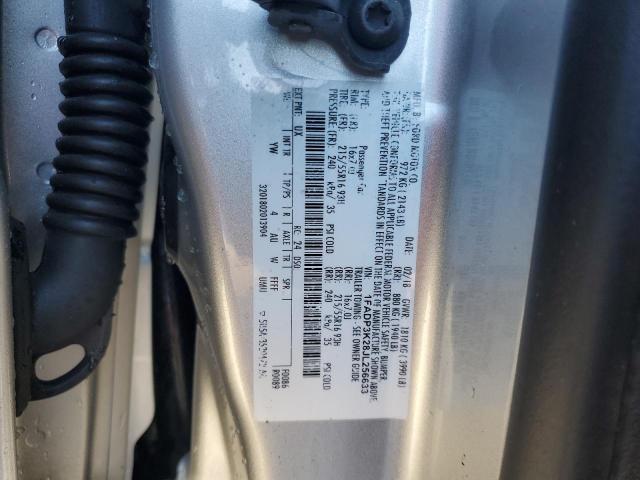 1FADP3K28JL256633 - 2018 FORD FOCUS SE SILVER photo 12