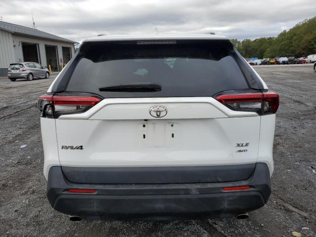 2T3P1RFV7MC170359 - 2021 TOYOTA RAV4 XLE WHITE photo 6