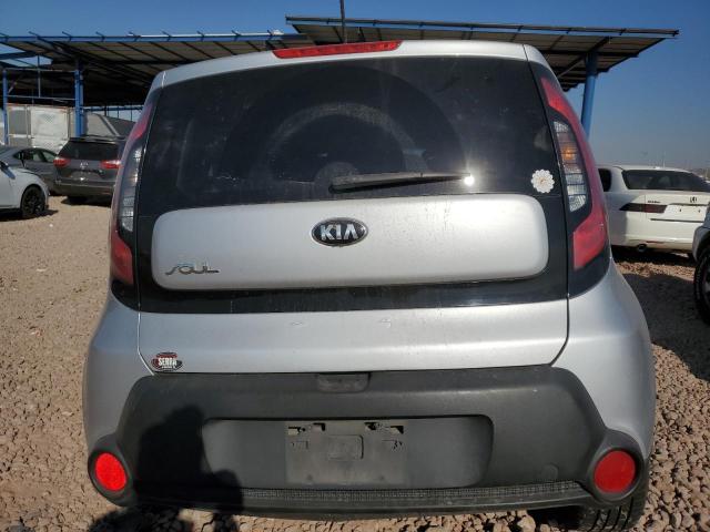 KNDJP3A57F7749423 - 2015 KIA SOUL + SILVER photo 6