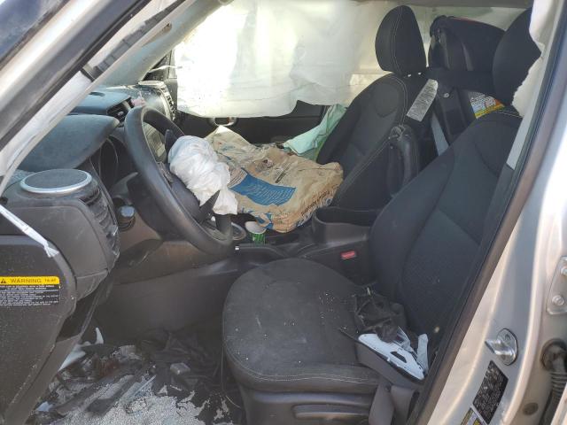 KNDJP3A57F7749423 - 2015 KIA SOUL + SILVER photo 7