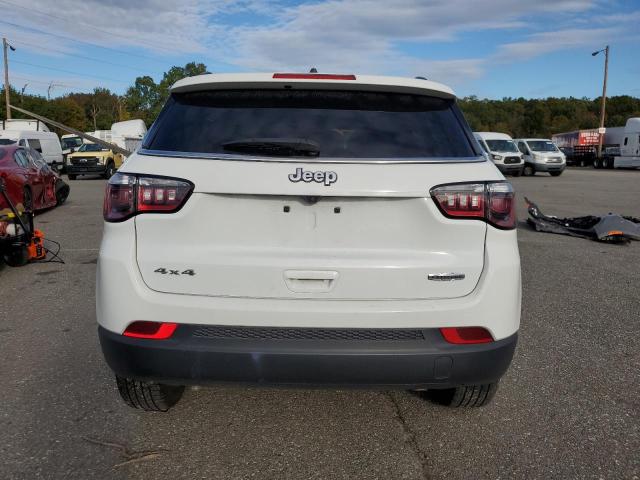 3C4NJDBN4RT604864 - 2024 JEEP COMPASS LATITUDE Blanc photo 6