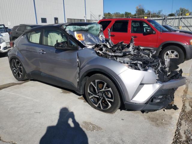 JTNKHMBX4K1015564 - 2019 TOYOTA C-HR XLE Grau Foto 4