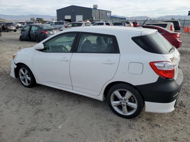 2T1KE40E69C017790 - 2009 TOYOTA COROLLA MA S WHITE photo 2