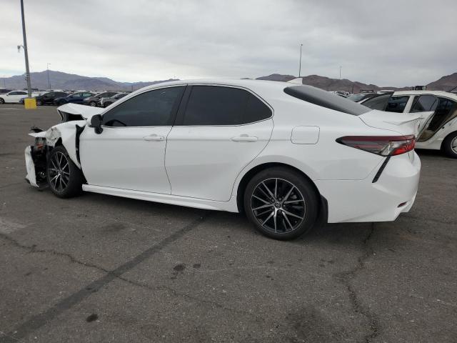 4T1G11AK3RU844763 - 2024 TOYOTA CAMRY SE NIGHT SHADE WHITE photo 2