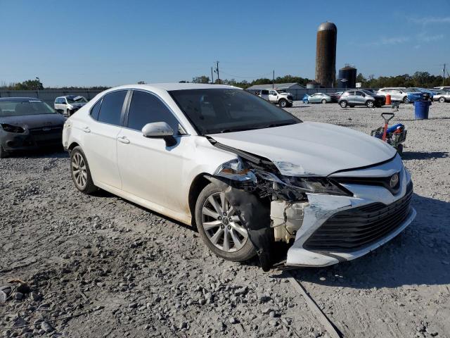 4T1B11HK0KU222675 - 2019 TOYOTA CAMRY L WHITE photo 4