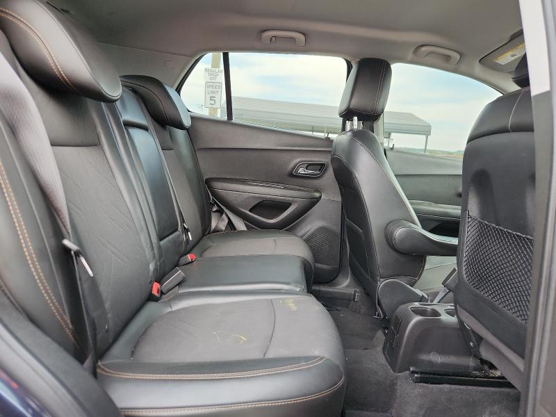 3GNCJLSB4JL261752 - 2018 CHEVROLET TRAX 1LT Көк фото 11