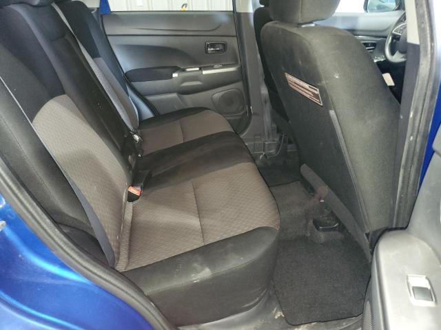 JA4AR3AU9JZ010711 - 2018 MITSUBISHI OUTLANDER ES Bleu photo 11