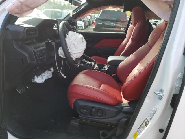 3TYLC5LNXRT009411 - 2024 TOYOTA TACOMA DOUBLE CAB WHITE photo 7