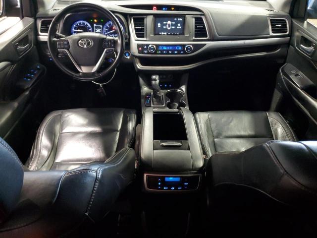 5TDJZRFH8HS382346 - 2017 TOYOTA HIGHLANDER SE ნაცრისფერი ფოტო 8