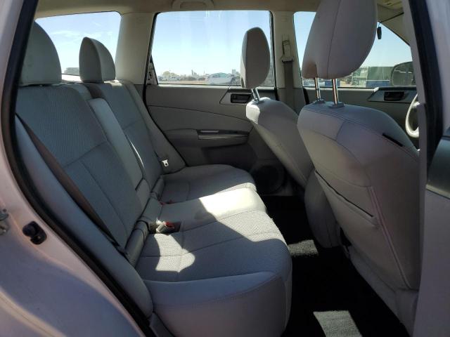 JF2SHABC0BG745681 - 2011 SUBARU FORESTER 2.5X 白色 照片 11
