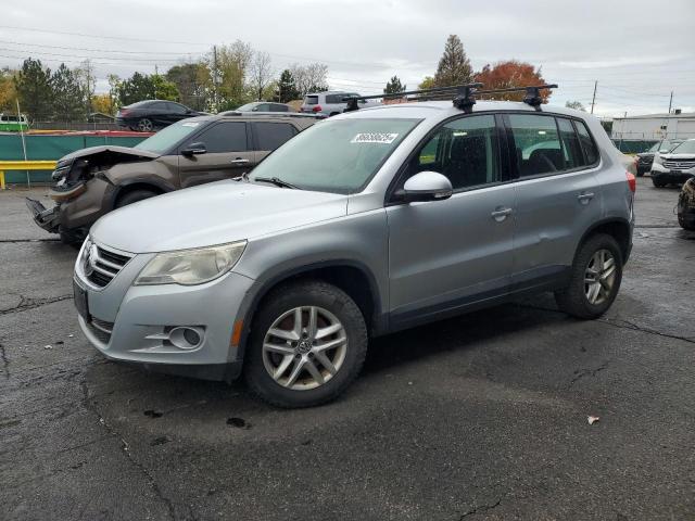 2011 VOLKSWAGEN TIGUAN S, 