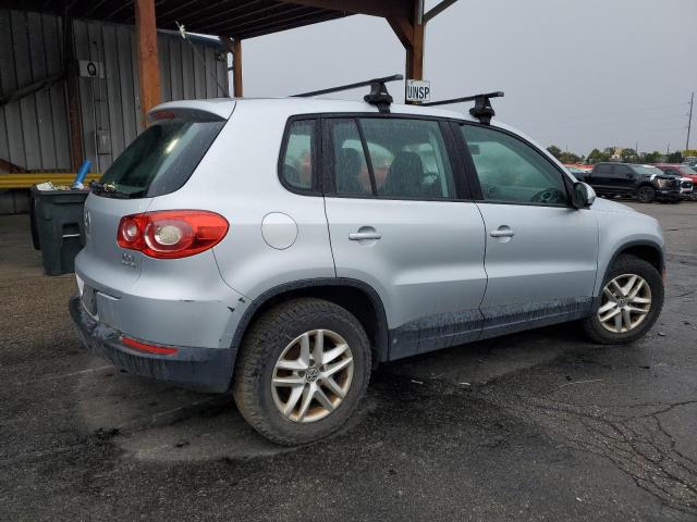 WVGBV7AX9BW554826 - 2011 VOLKSWAGEN TIGUAN S SILVER photo 3