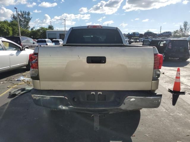 5TFRM5F11AX018864 - 2010 TOYOTA TUNDRA DOUBLE CAB SR5 GOLD photo 6