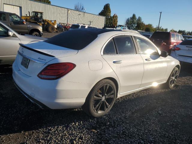 55SWF4KB3FU003160 - 2015 MERZ C 300 4MATIC WHITE photo 3
