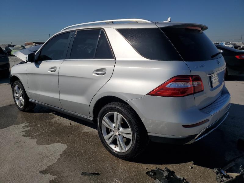 4JGDA5HB4FA458625 - 2015 MERCEDES-BENZ ML 350 4MATIC SILVER photo 2