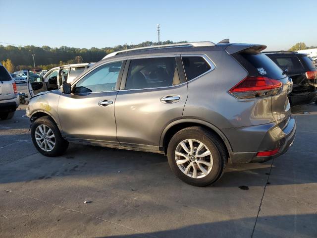 KNMAT2MT6JP544720 - 2018 NISSAN ROGUE S رمادي صورة 2