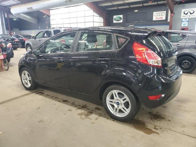 3FADP4EJ3JM122846 - 2018 FORD FIESTA SE Siyah fotoğraf 2