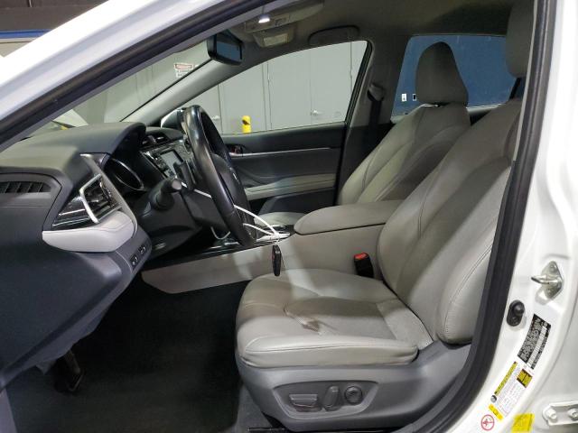 4T1B61HK1JU057431 - 2018 TOYOTA CAMRY XSE WHITE photo 7