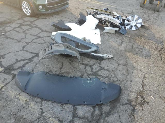 7SAYGDEE1PA099563 - 2023 TESLA MODEL Y Սպիտակ լուսանկար 12