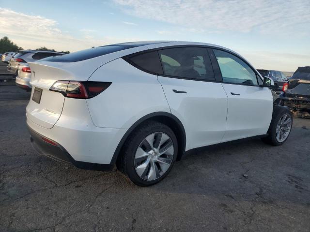 7SAYGDEE1PA099563 - 2023 TESLA MODEL Y Սպիտակ լուսանկար 3