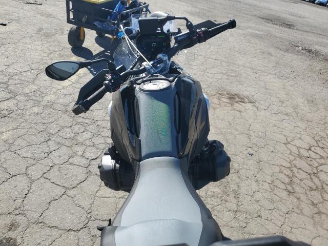 WB10M2305R6J56750 - 2024 BMW R 1300 GS BLACK photo 6