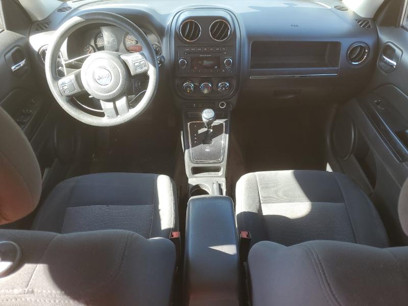 1C4NJPBA5FD102770 - 2015 JEEP PATRIOT SPORT ვერცხლისფერი ფოტო 8