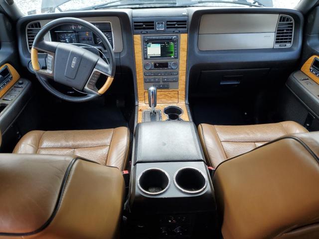 5LMJJ2J5XDEL03280 - 2013 LINCOLN NAVIGATOR BLACK photo 8