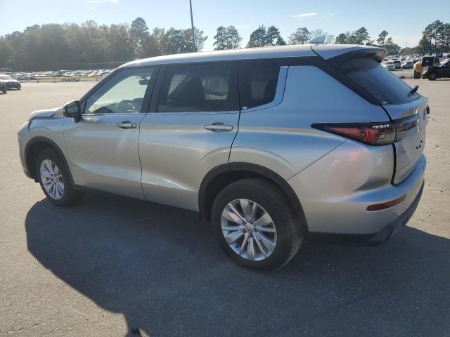 JA4J4UA8XSZ032810 - 2025 MITSUBISHI OUTLANDER ES 银色 照片 2
