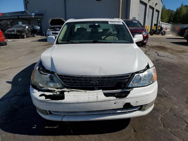 4T1BF28B54U374199 - 2004 TOYOTA AVALON XL 白色 照片 5