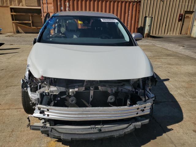 JTDKARFP3J3071952 - 2018 TOYOTA PRIUS PRIM ვერცხლისფერი ფოტო 5