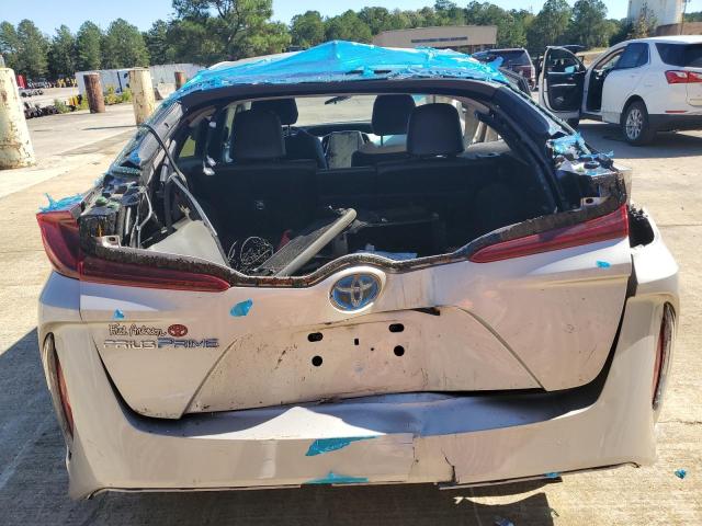 JTDKARFP3J3071952 - 2018 TOYOTA PRIUS PRIM ვერცხლისფერი ფოტო 6