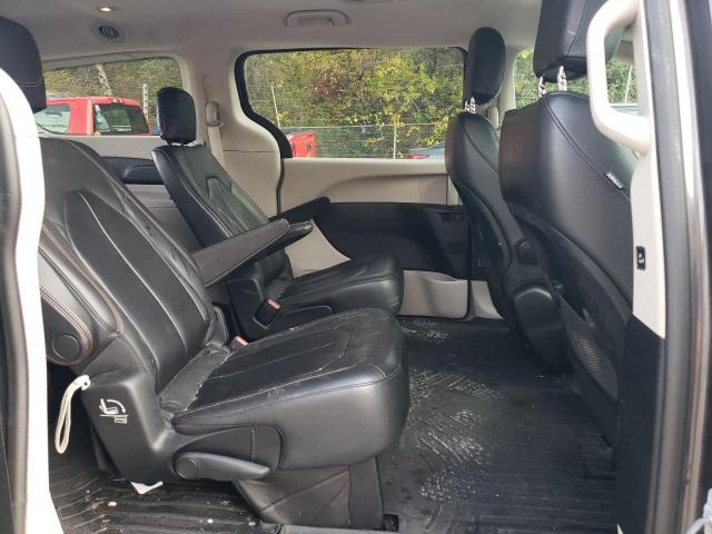 2C4RC1BG1HR538321 - 2017 CHRYSLER PACIFICA TOURING L GRAY photo 11