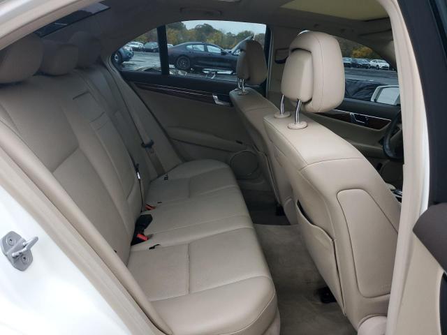 WDDGF8BB9BR159906 - 2011 MERCEDES-BENZ C 300 4MATIC WHITE photo 10