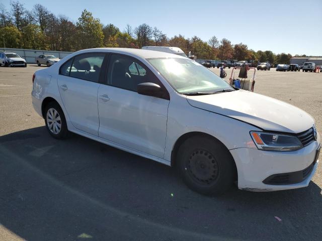 3VW2K7AJ4DM372749 - 2013 VOLKSWAGEN JETTA BASE WHITE photo 4