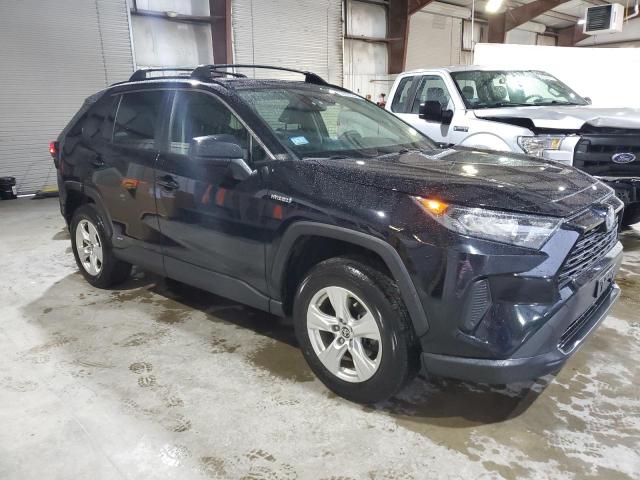 JTMLWRFV7MD558901 - 2021 TOYOTA RAV4 LE 黑色 照片 4