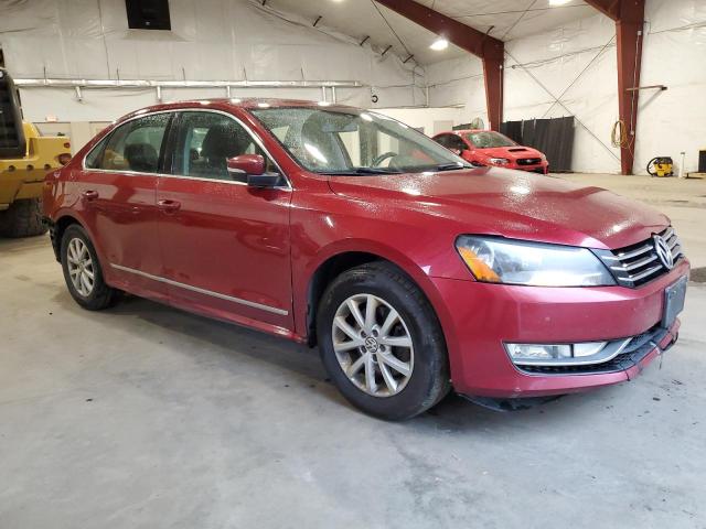 1VWBT7A33FC013511 - 2015 VOLKSWAGEN PASSAT SE RED photo 4