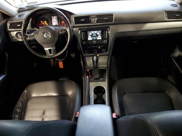 1VWBT7A33FC013511 - 2015 VOLKSWAGEN PASSAT SE RED photo 8