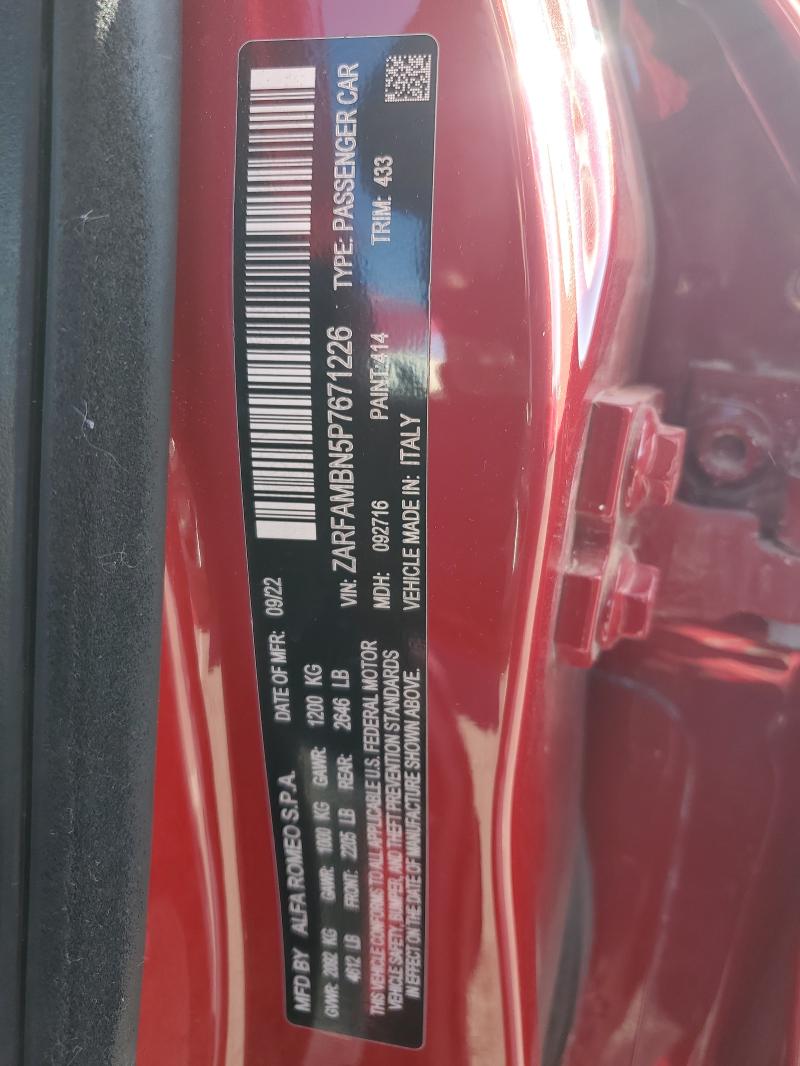ZARFAMBN5P7671226 - 2023 ALFA ROMEO GIULIA TI Czerwony zdjęcie 12