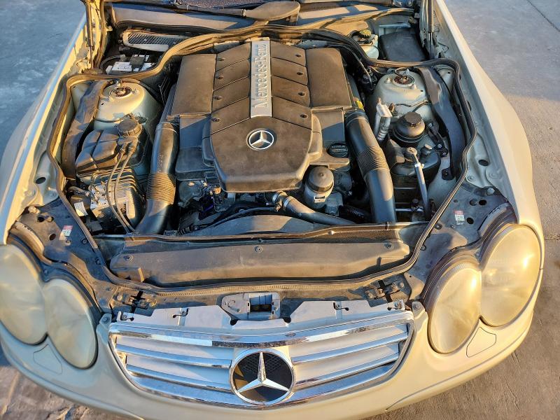 WDBSK75F73F008797 - 2003 MERCEDES-BENZ SL 500R ვერცხლისფერი ფოტო 11