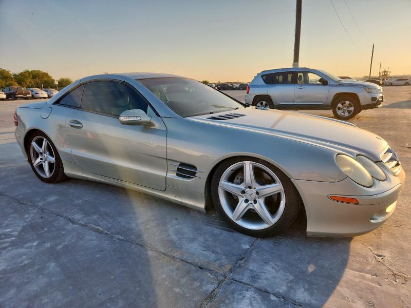 WDBSK75F73F008797 - 2003 MERCEDES-BENZ SL 500R ვერცხლისფერი ფოტო 4