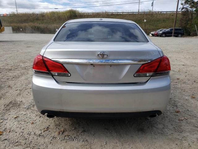 4T1BK3DB5CU462398 - 2012 TOYOTA AVALON BASE Srebrny zdjęcie 6