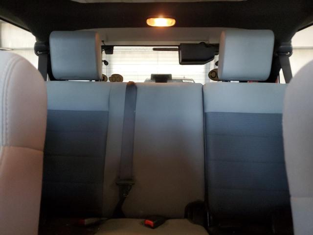 1J4BA3H13AL140056 - 2010 JEEP WRANGLER U SPORT Weiß Foto 10