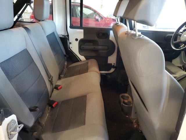 1J4BA3H13AL140056 - 2010 JEEP WRANGLER U SPORT Weiß Foto 11