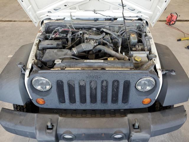 1J4BA3H13AL140056 - 2010 JEEP WRANGLER U SPORT Weiß Foto 12