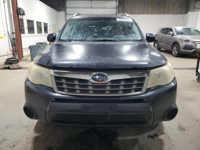 JF2SHBDC8BH751371 - 2011 SUBARU FORESTER 2.5X PREMIUM გრაფიტი ფოტო 5